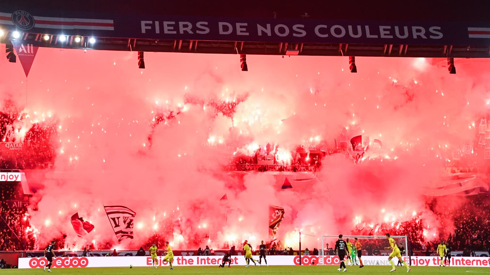 match PSG fumigène